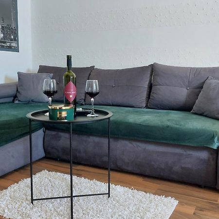 פירובאץ Apartment Zana מראה חיצוני תמונה