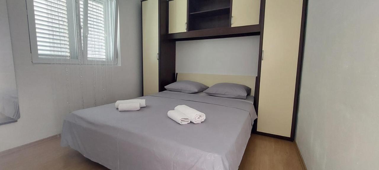 פירובאץ Apartment Zana מראה חיצוני תמונה